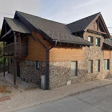 Apartman Pod Orechom Drienica Exteriör bild
